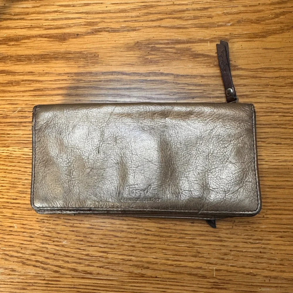 Fossil Metallic Bronze Genuine Leather Slim Bifold Wallet Organizer‎ Clutch